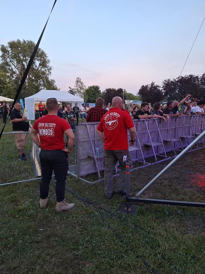 Crow Security rendezők koncerten